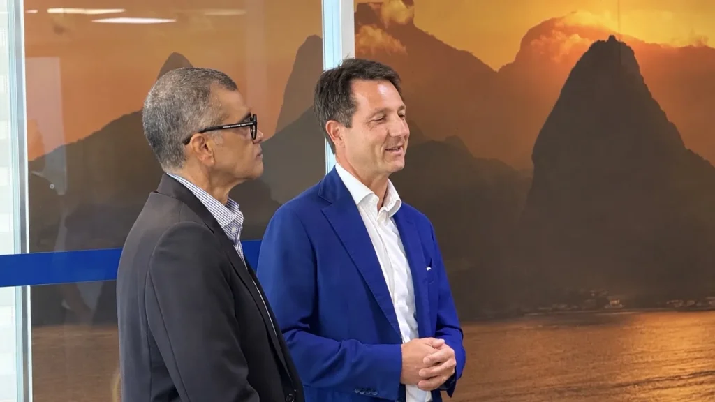 Italtel CEO Carlo Filangieri visits Brazil office